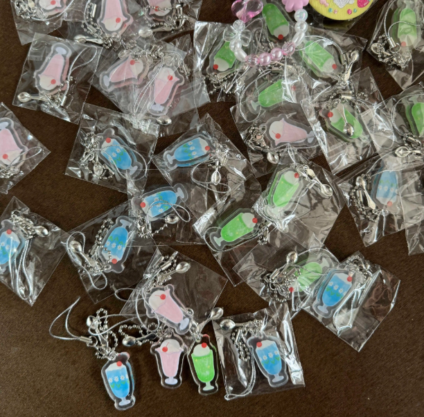 Charm|Acrylic Keychain Pendant - Cute and Versatile - Decorative Accessory for Girls' Bags, Notebooks, Phones, M5 Planners, with Ins Style